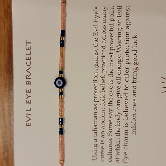 Cast of Stones Evil Eye Bracelet - Picture 2 of 4